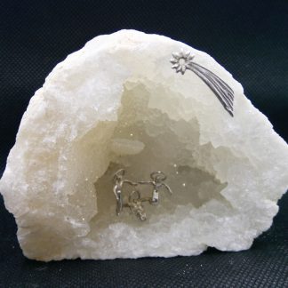 Miniatura jaslic is srebra 925 v polovici geode iz kvarca